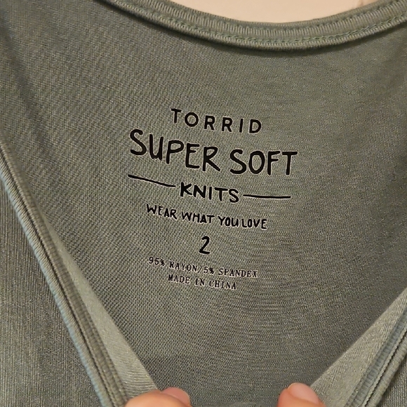 Torrid Green Sleeveless High-Low Midi Dress - Picture 7 of 10